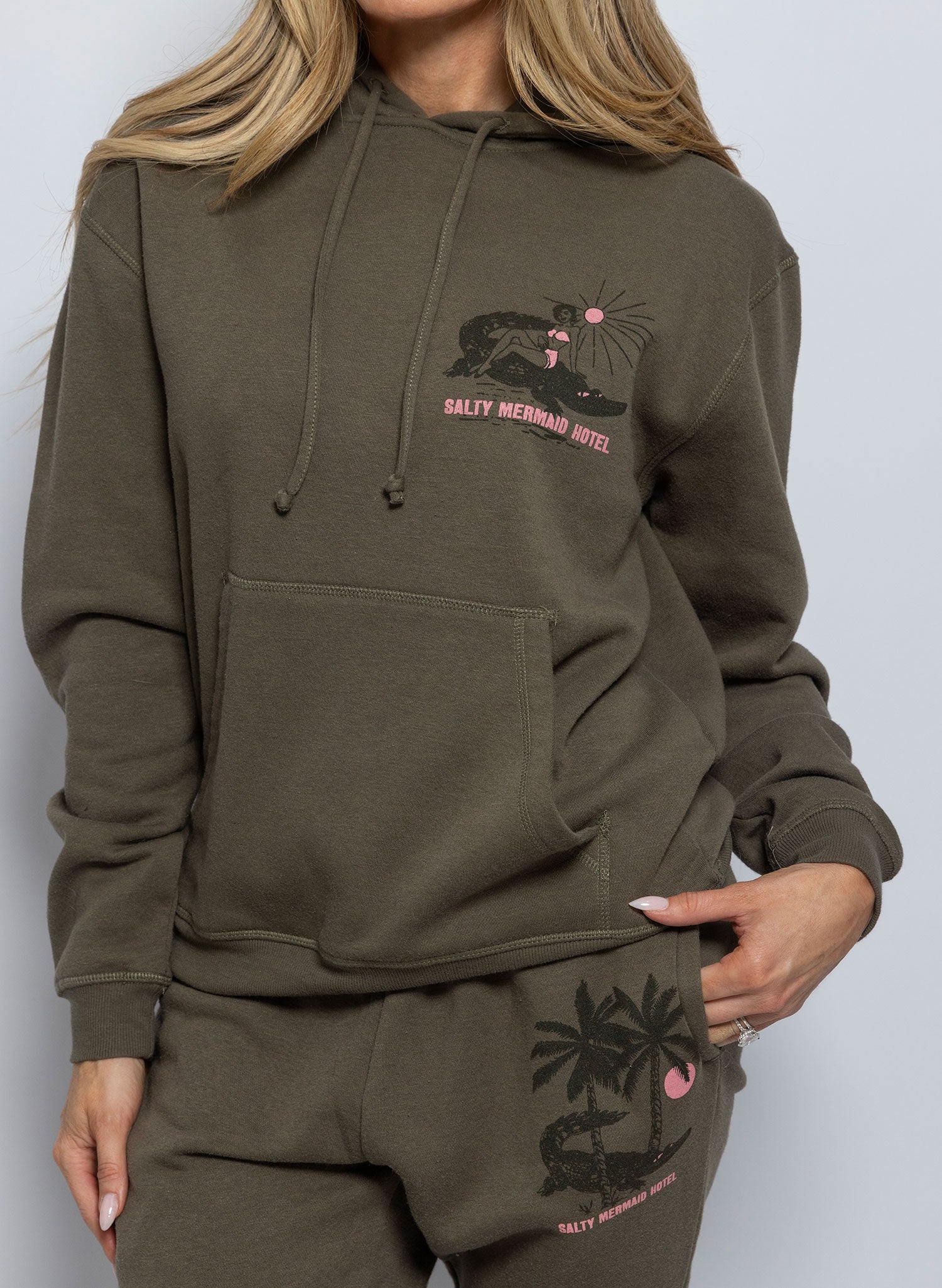 Retro florida aligator sweatshirt with matching soft jogger set by salty mermaid featuring alligator and palm tree retro graphic print.