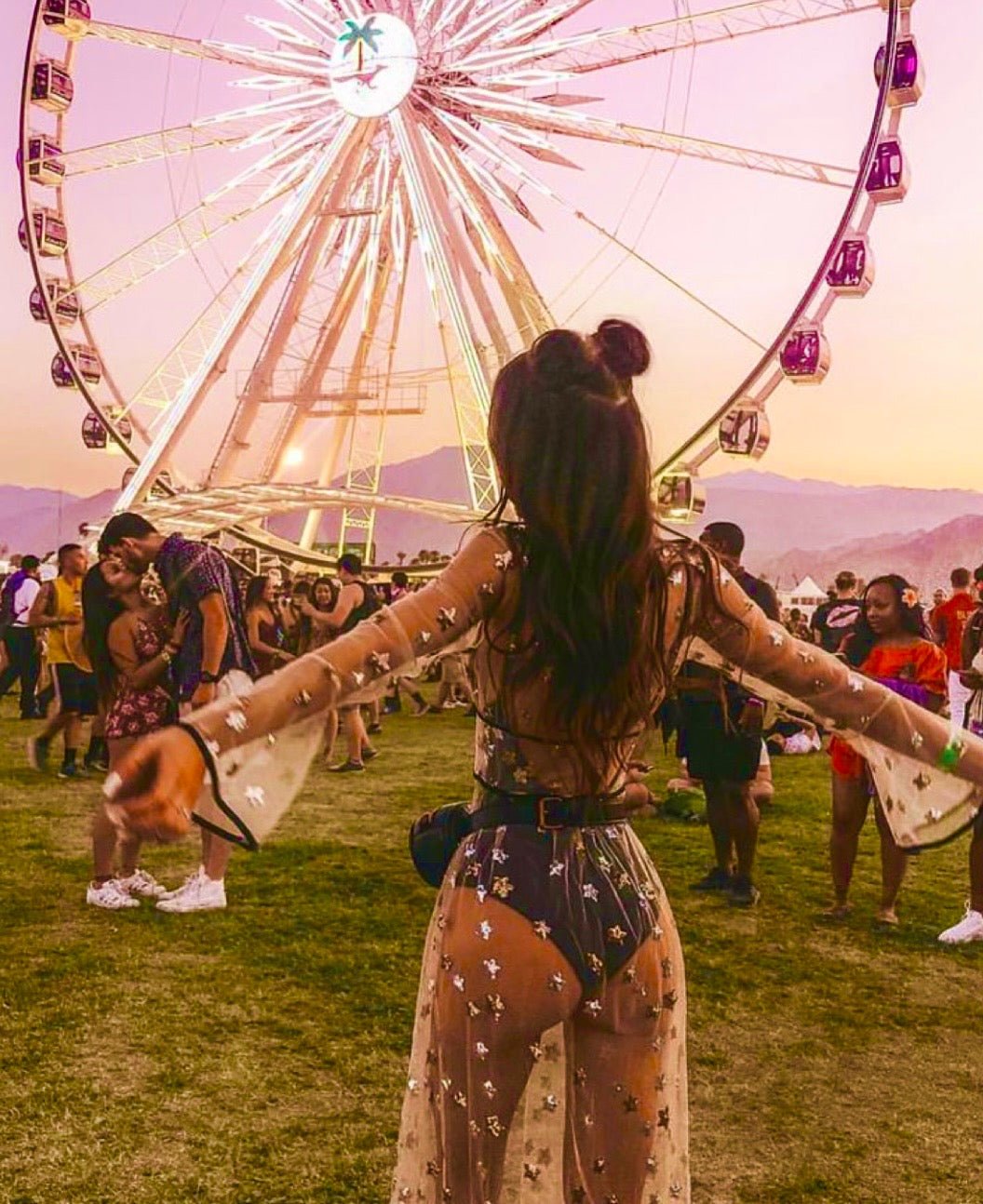 SALTY MIXTAPE: SUNSHINE & FESTIVALS