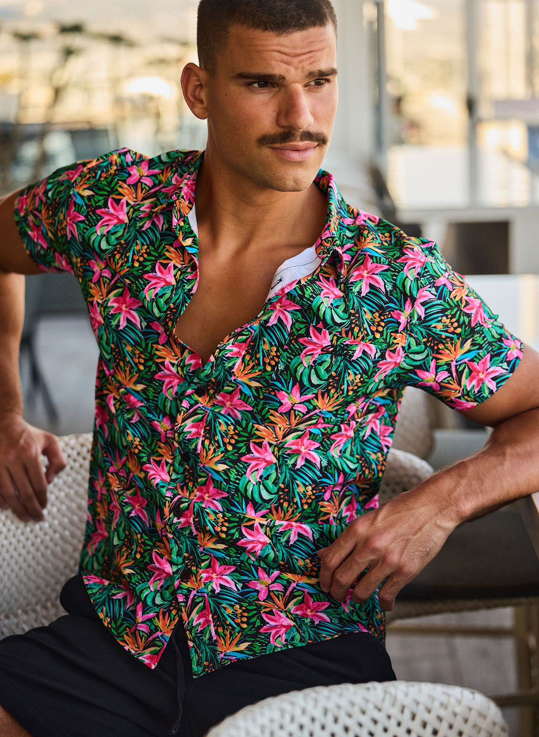 Men’s Island Bloom Floral Button-Down Shirt Men’s Island Bloom Floral Button-Down Shirt